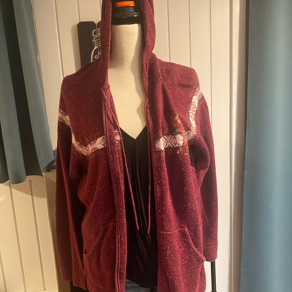 Maroon Hooded Cardigan with Pattern